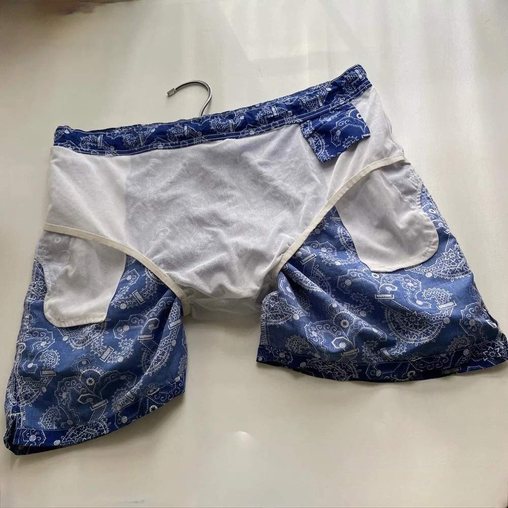 Peter Millar Mens Large Swim Trunks Blue Bandana Paisley Print Lined Board Short